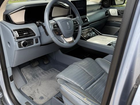 Used 2018 Lincoln Navigator L Black Label image 13