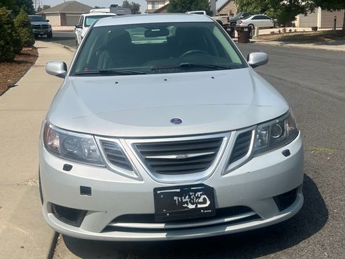 Used 2009 Saab 9-3 2.0T FWD image 4