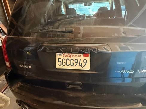 Used 2004 Saturn Vue AWD V6 w/ Red Line Performance Pkg image 2