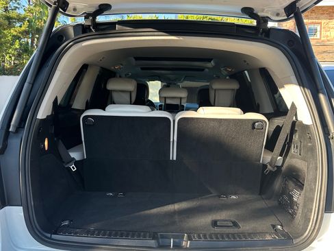 Used 2018 Mercedes-Benz GLS 550 4MATIC image 6