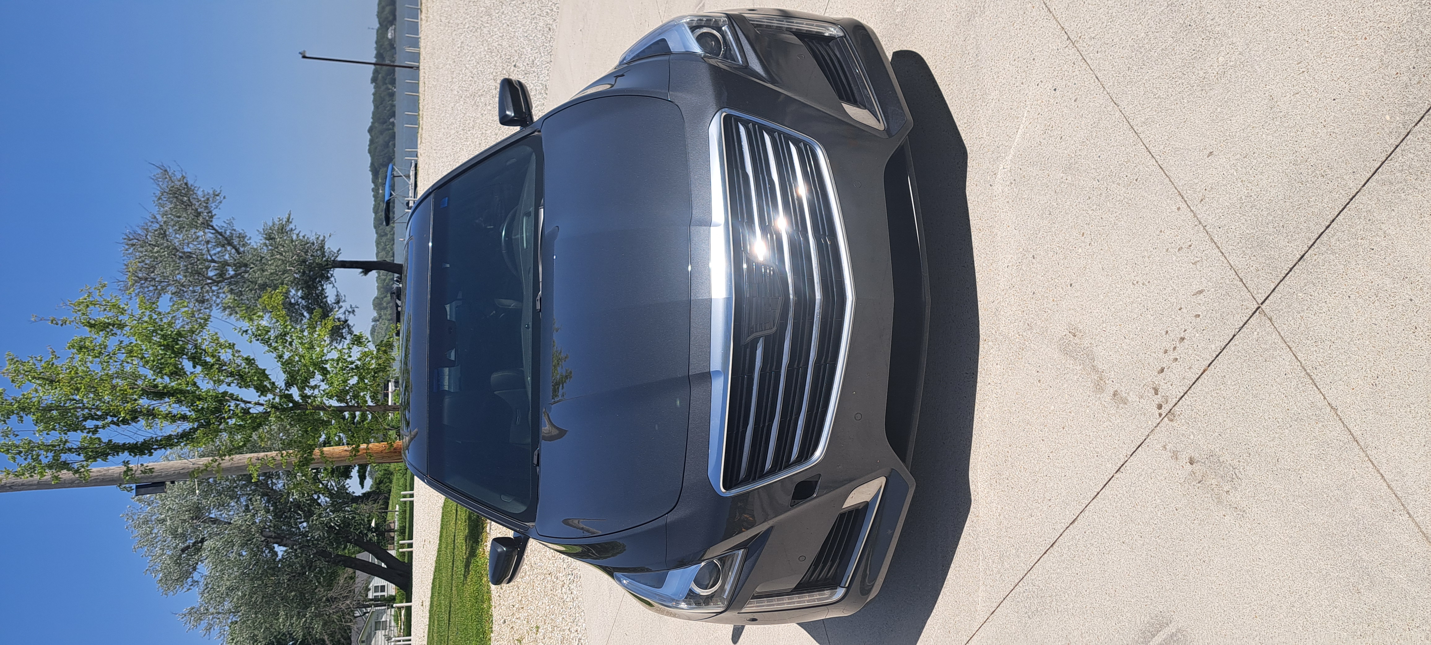 Used 2018 Cadillac CTS Vsport Premium Luxury RWD image 2