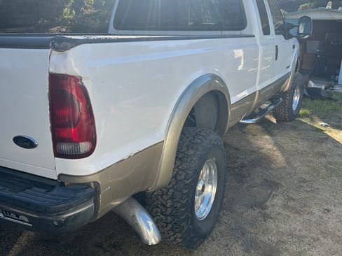 Used 2001 Ford F250 4x4 SuperCab Super Duty image 6