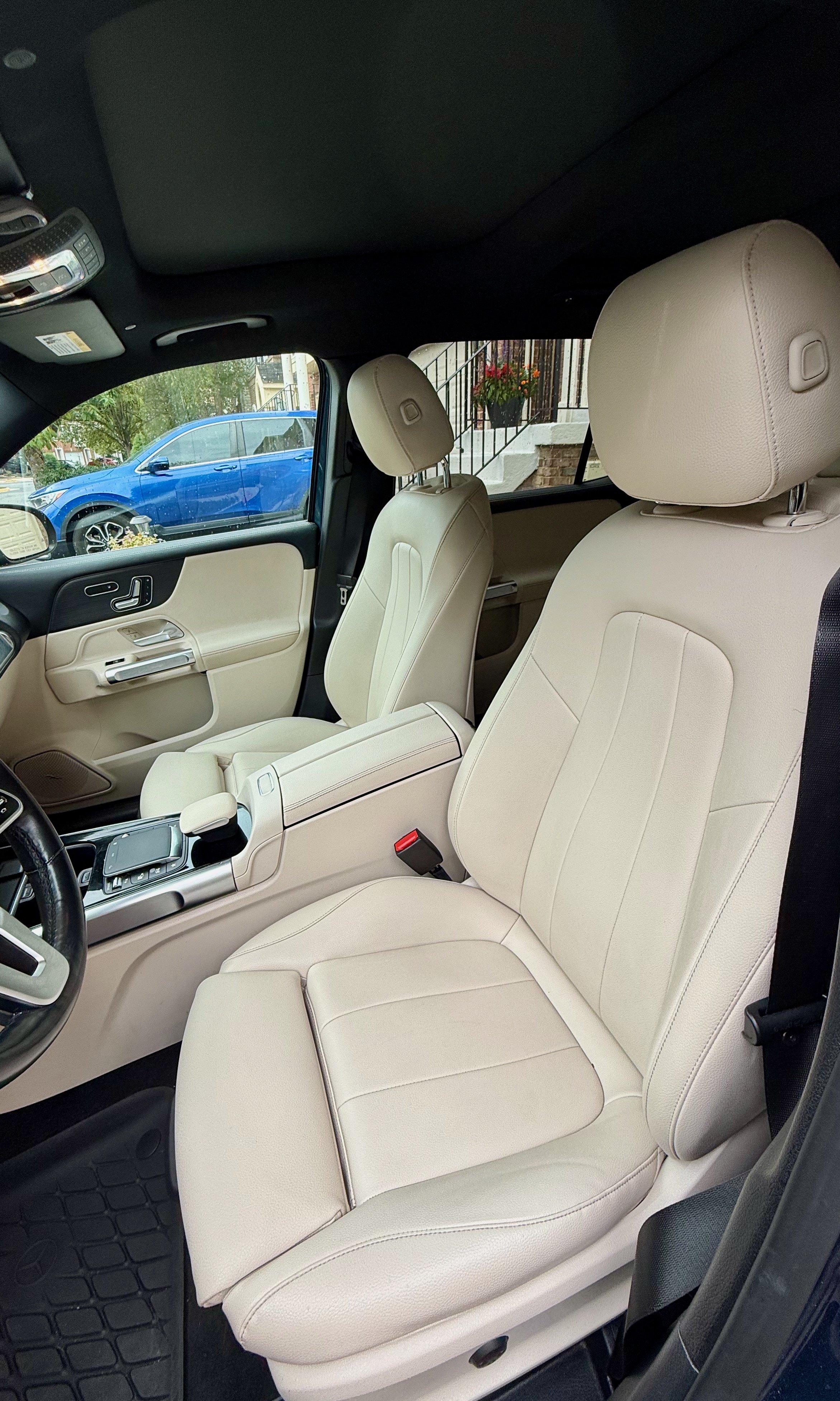 Used 2021 Mercedes-Benz GLB 250 4MATIC image 14