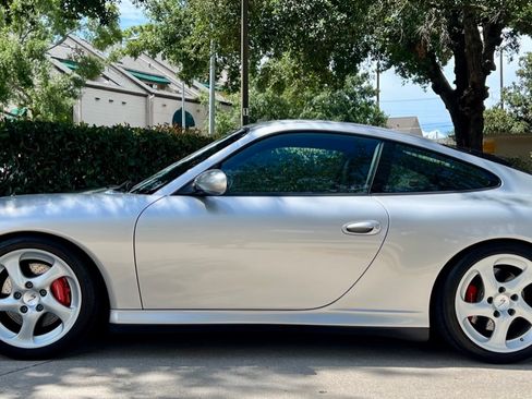 Used 2003 Porsche 911 Carrera 4S image 1