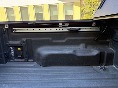 Used 2024 Ford Maverick Lariat FWD image 12