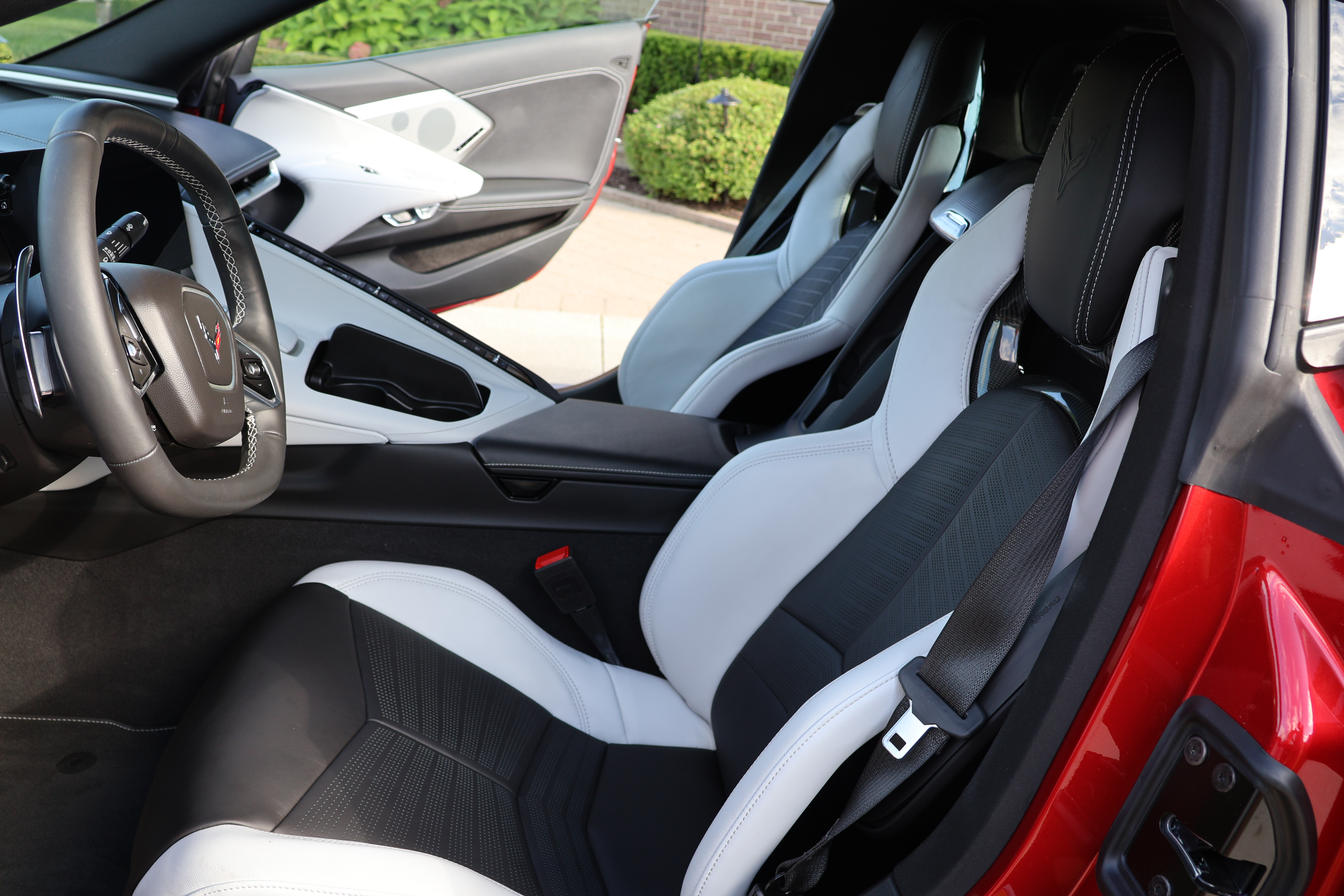 Used 2021 Chevrolet Corvette Stingray Preferred Cpe w/ Z51 Performance Package RWD image 23