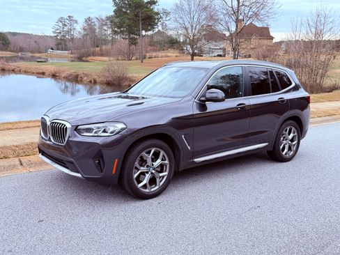 Used 2023 BMW X3 sDrive30i w/ Premium Package image 4