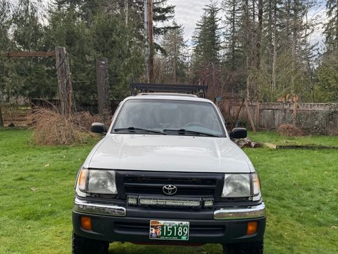 Used 1999 Toyota Tacoma Pickup image 6