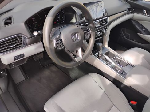 Used 2018 Honda Accord LX image 6
