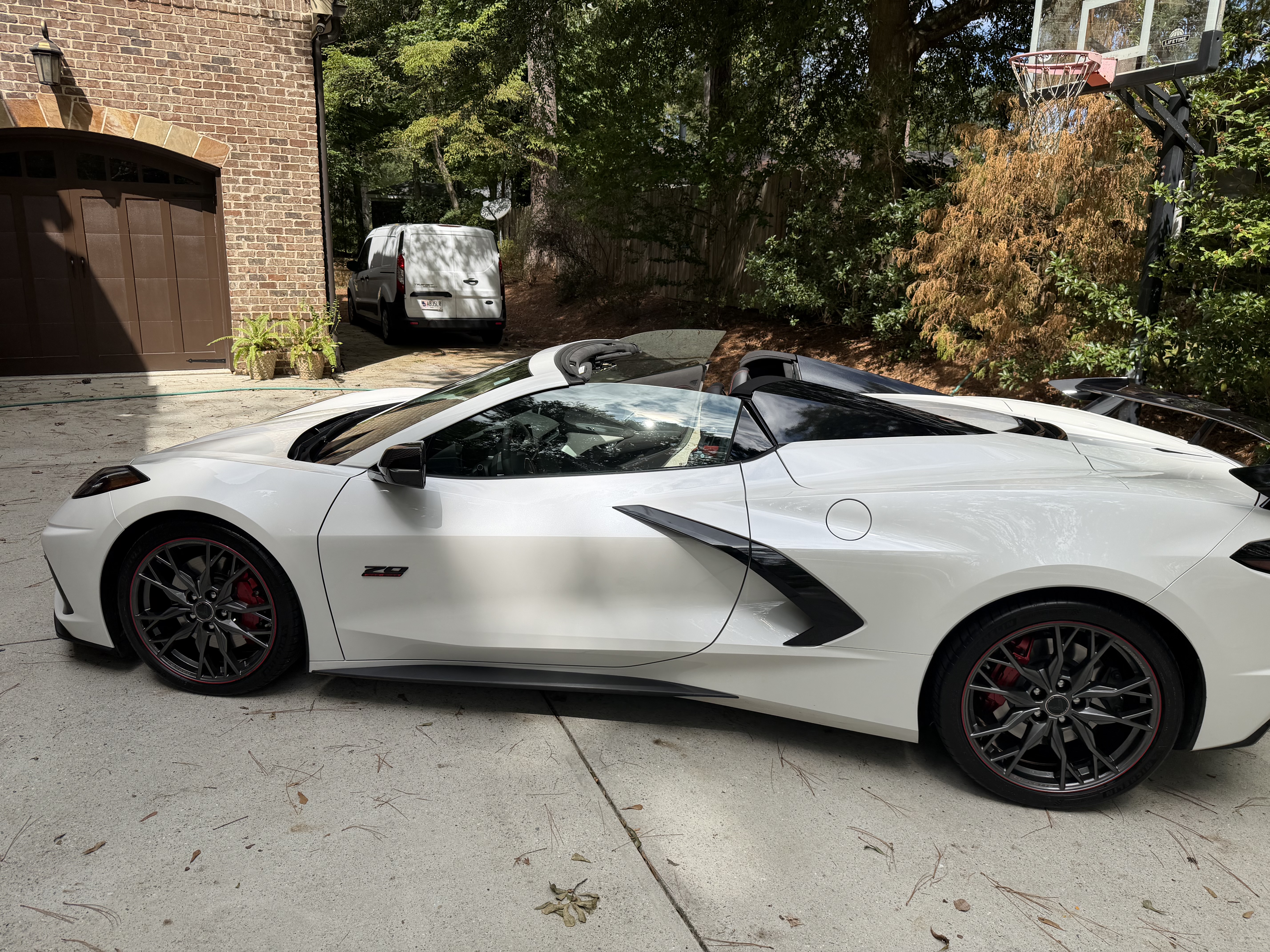Used 2023 Chevrolet Corvette Stingray Premium Conv w/ Z51 Performance Package RWD image 1