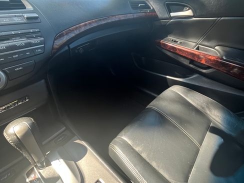 Used 2010 Honda Crosstour EX-L image 13