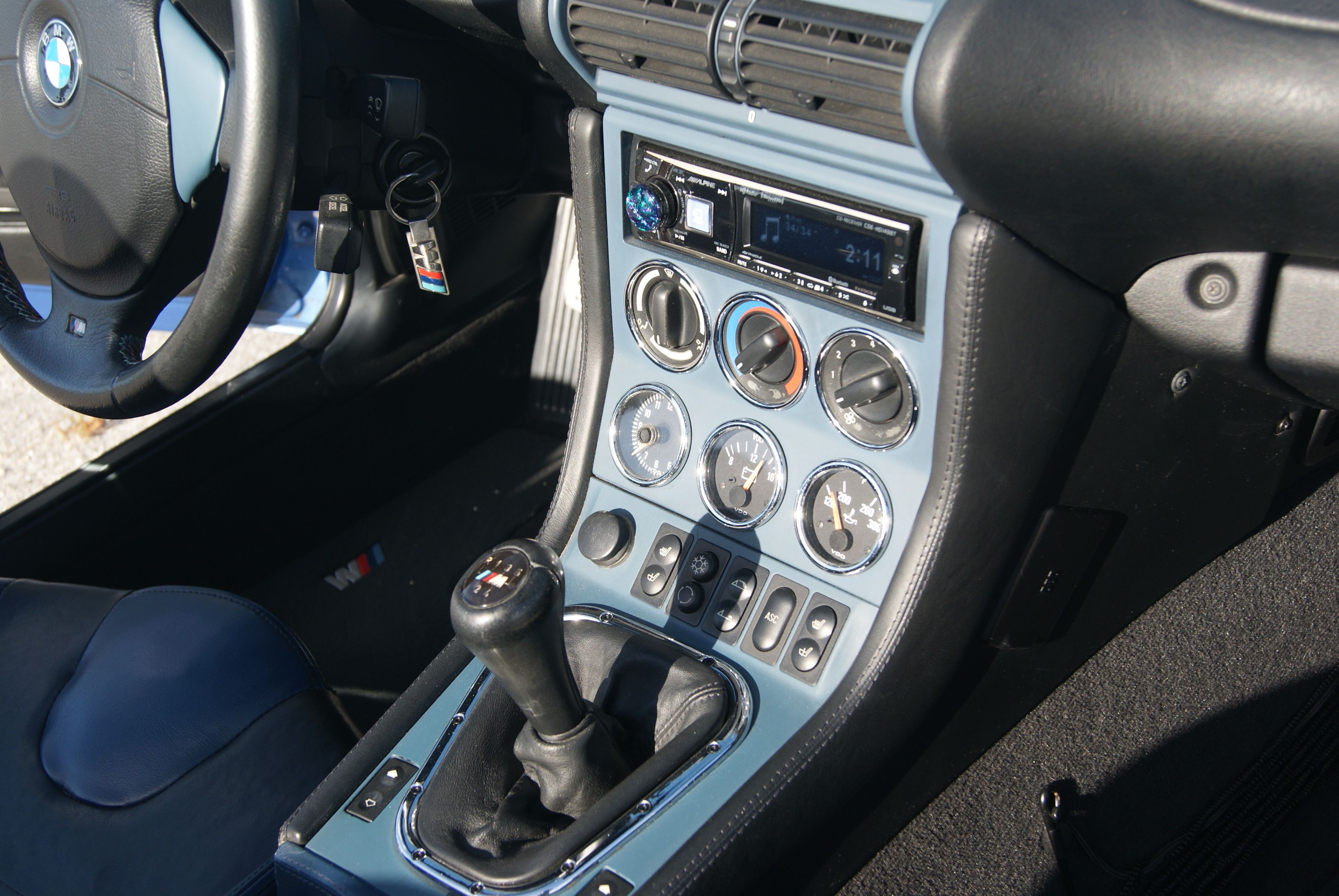 Used 2000 BMW M Roadster RWD image 16