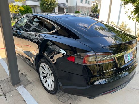 Used 2012 Tesla Model S Signature Performance RWD image 16