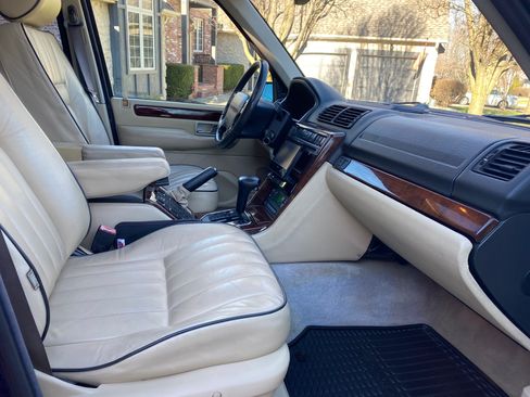 Used 2001 Land Rover Range Rover HSE image 28