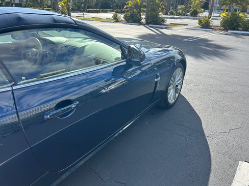 Used 2011 Jaguar XK Convertible image 11