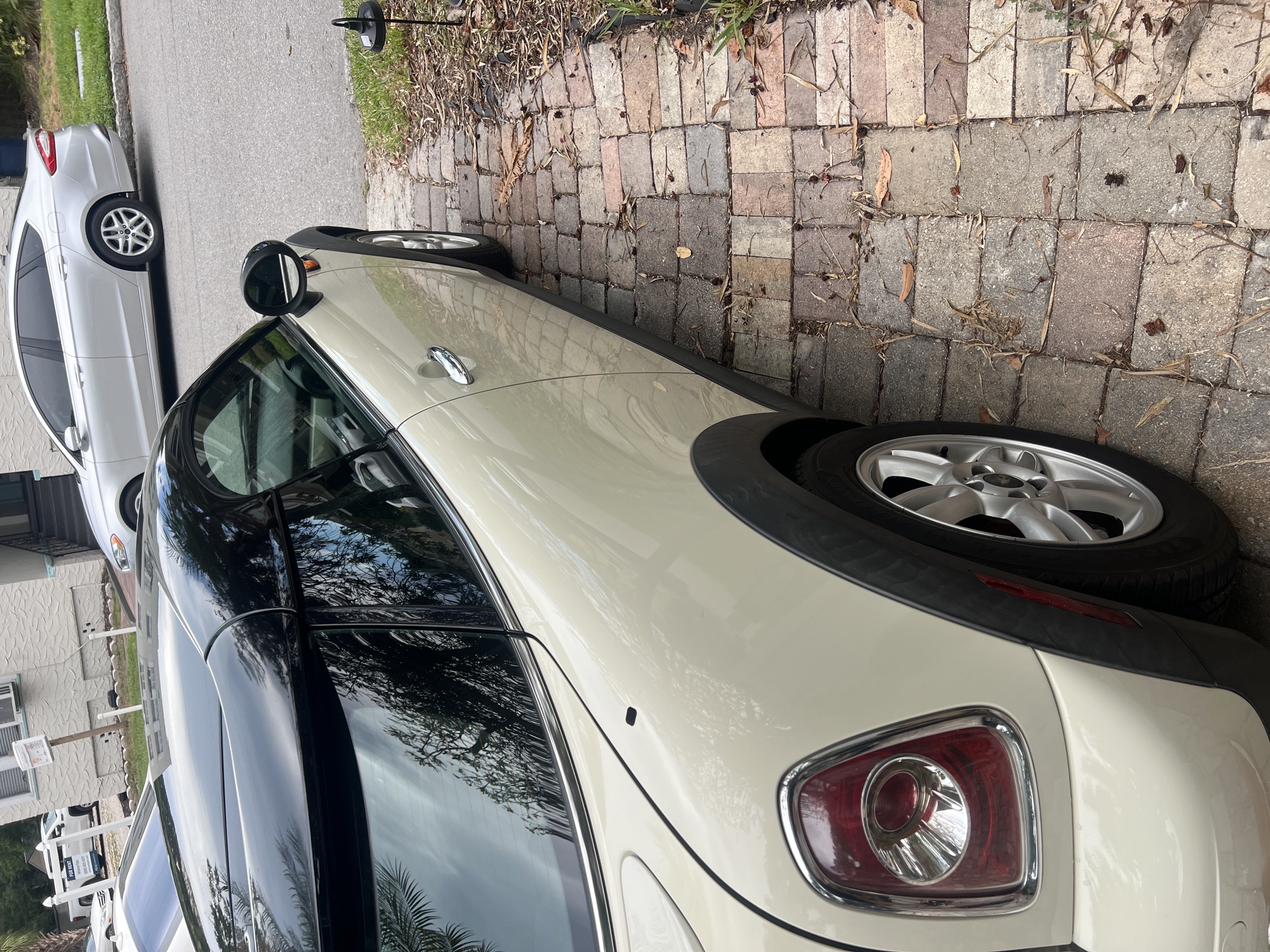 Used 2013 MINI Cooper Coupe FWD image 9