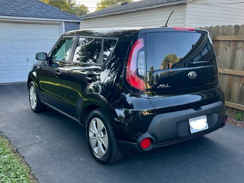 Used 2016 Kia Soul image 4