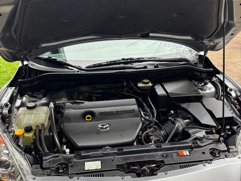 Used 2011 MAZDA MAZDA3 s Grand Touring image 4