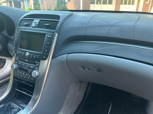 Used 2005 Acura TL FWD image 10