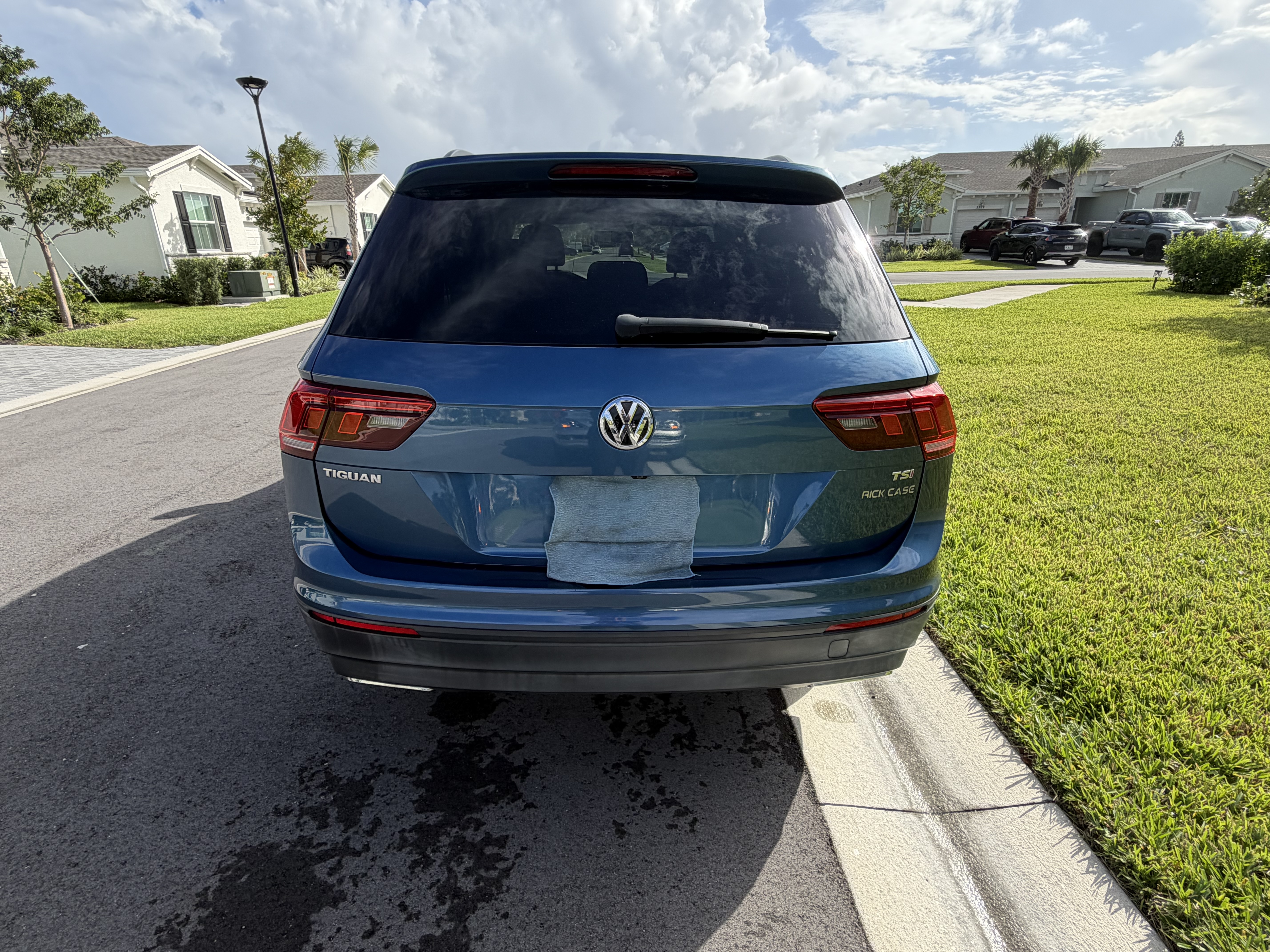 Used 2018 Volkswagen Tiguan S FWD image 8