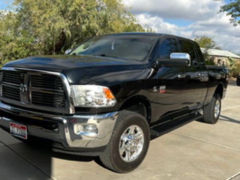 Used 2011 RAM 2500 Laramie w/ Protection Group image 4