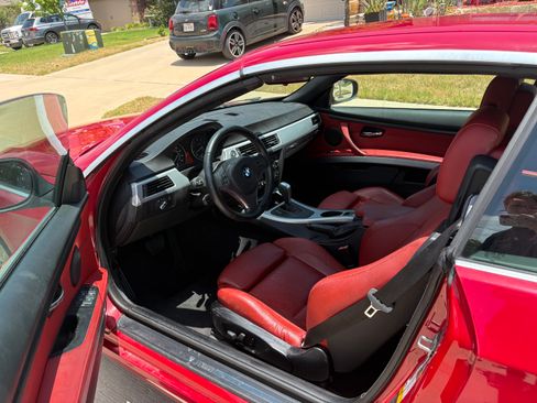 Used 2011 BMW 328i Convertible RWD image 12