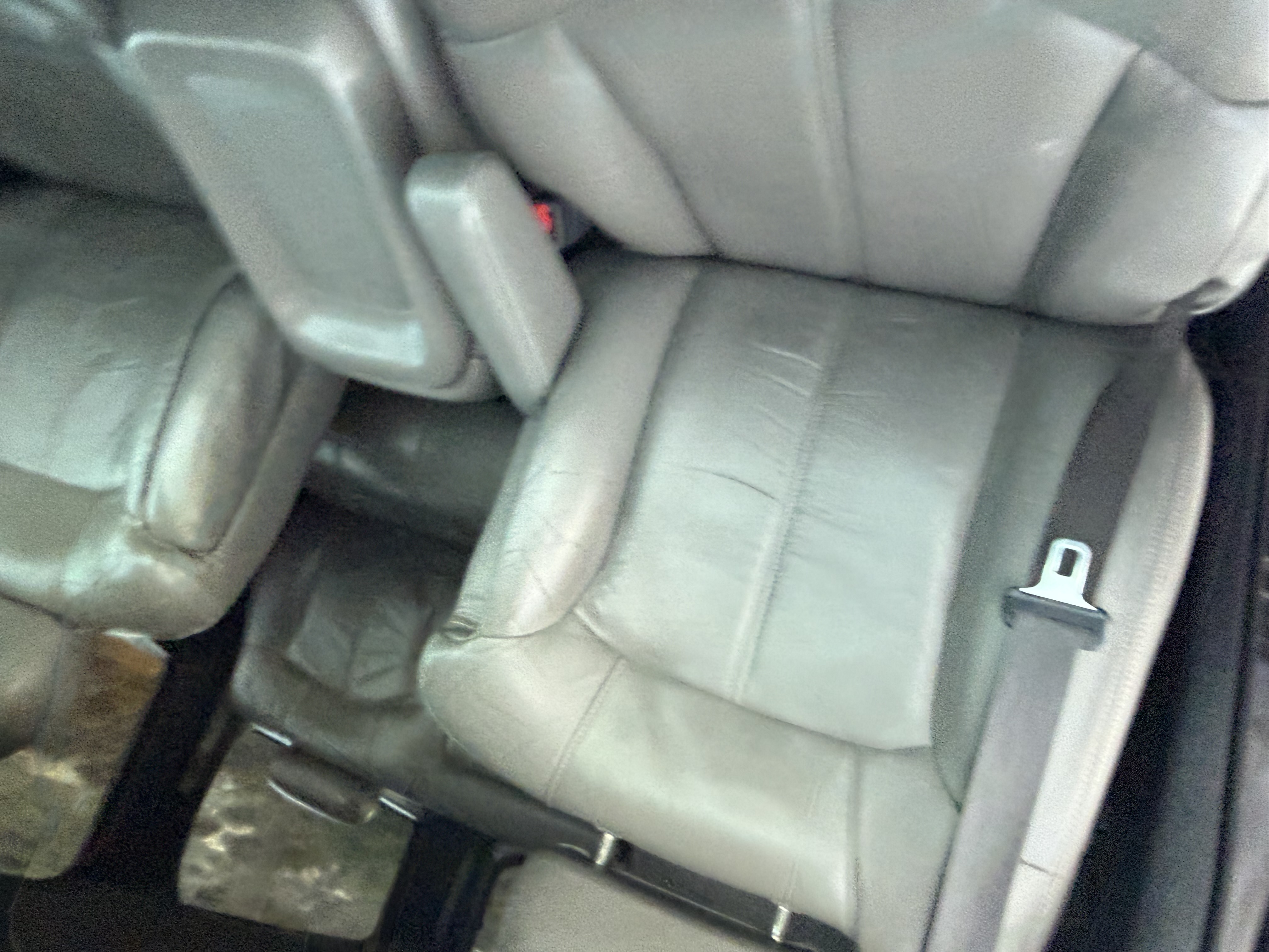 Used 2002 Chevrolet Suburban 2500 LS AWD/4WD image 17
