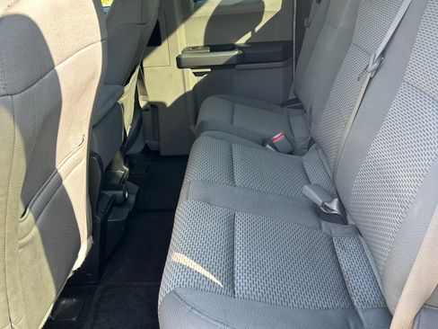 Used 2016 Ford F150 XLT w/ Trailer Tow Package image 6