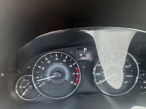 Used 2010 Subaru Outback 2.5i Premium AWD/4WD image 11