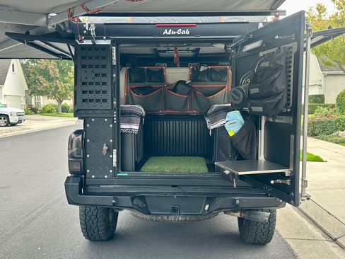 Used 2017 Toyota Tacoma TRD Off-Road image 28