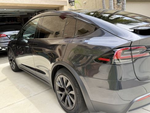 Used 2024 Tesla Model X AWD/4WD image 16