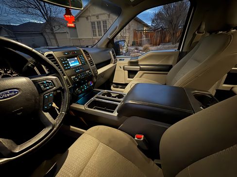 Used 2017 Ford F150 XLT w/ Equipment Group 301A Mid image 16