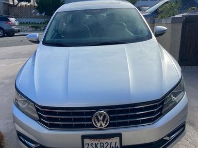 Used 2016 Volkswagen Passat 1.8T SE