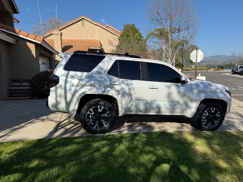 Used 2025 Toyota 4Runner TRD Sport Premium AWD/4WD image 2