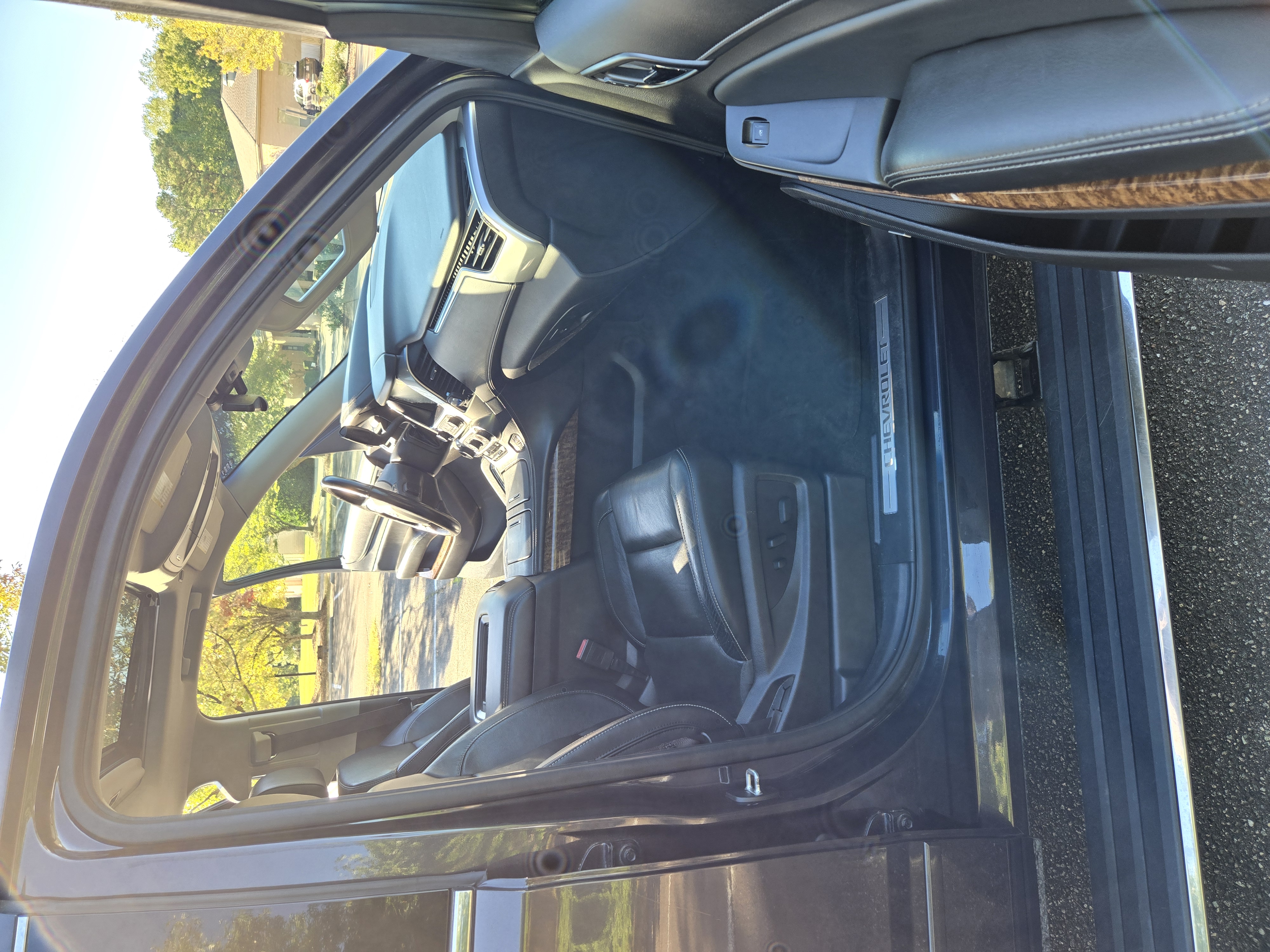 Used 2016 Chevrolet Tahoe LTZ AWD/4WD image 19