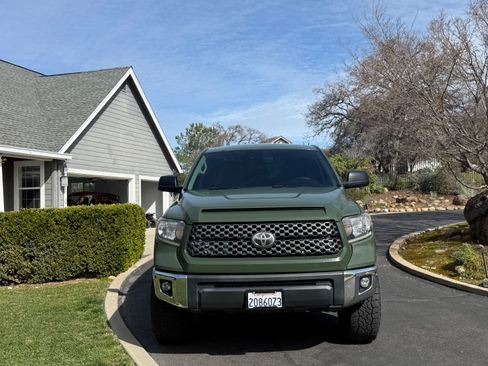 Used 2021 Toyota Tundra SR5 w/ Trail Edition image 2