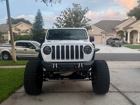 Used 2020 Jeep Wrangler Unlimited Sport AWD/4WD image 2