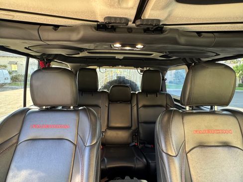 Used 2020 Jeep Wrangler Unlimited Rubicon AWD/4WD image 9