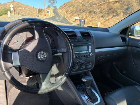 Used 2008 Volkswagen Jetta SE FWD image 6