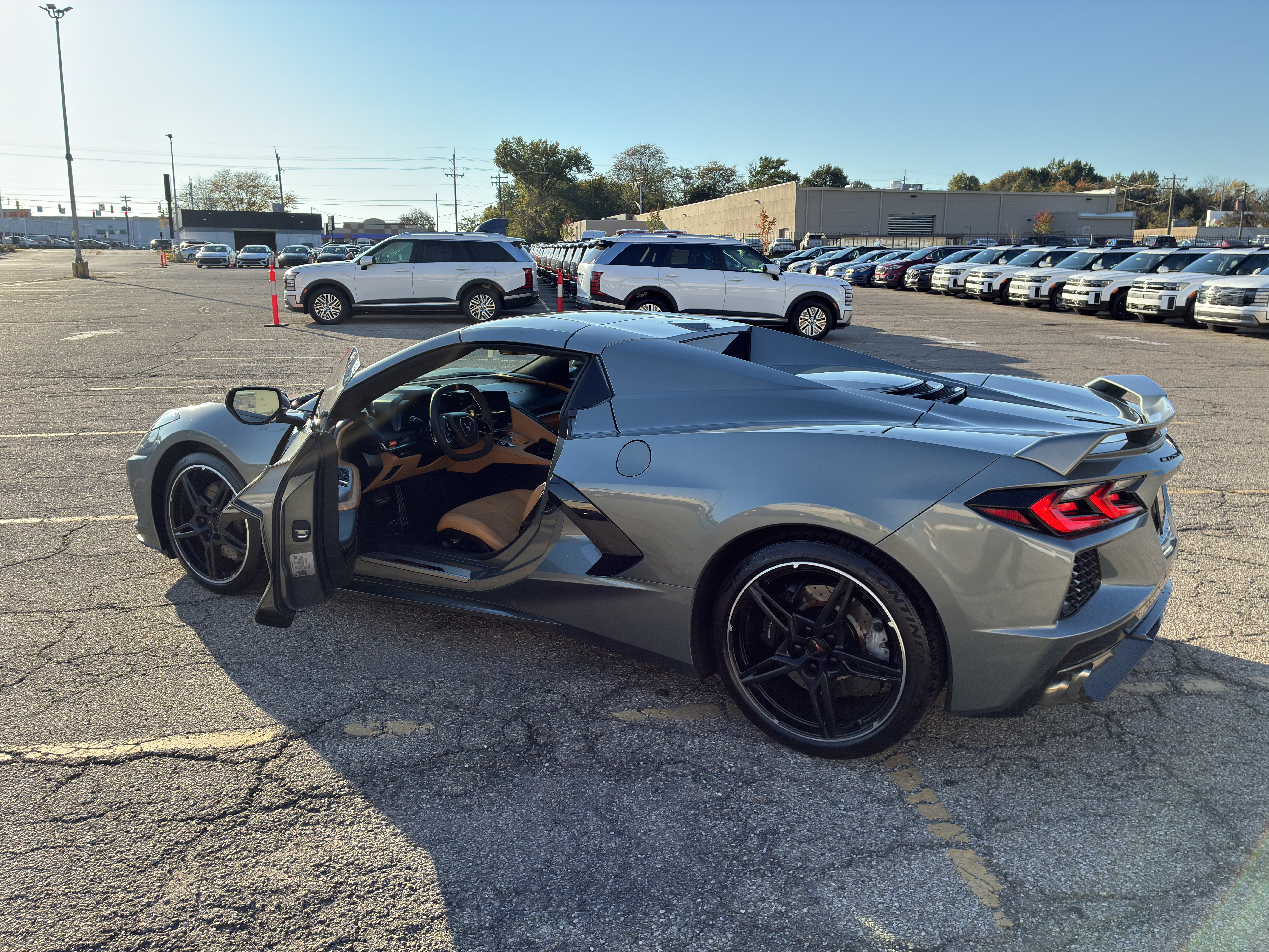 Used 2023 Chevrolet Corvette Stingray Premium Conv w/ Z51 Performance Package RWD image 12