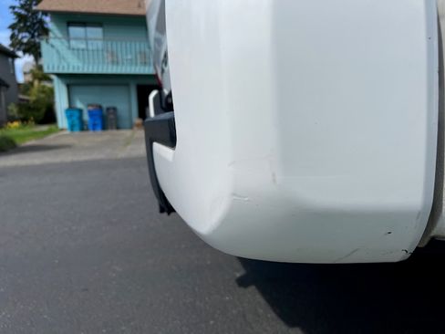 Used 2018 Toyota Tacoma TRD Sport image 30