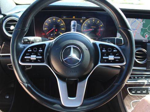 Used 2020 Mercedes-Benz E 350 E 350 Sedan 4D image 11