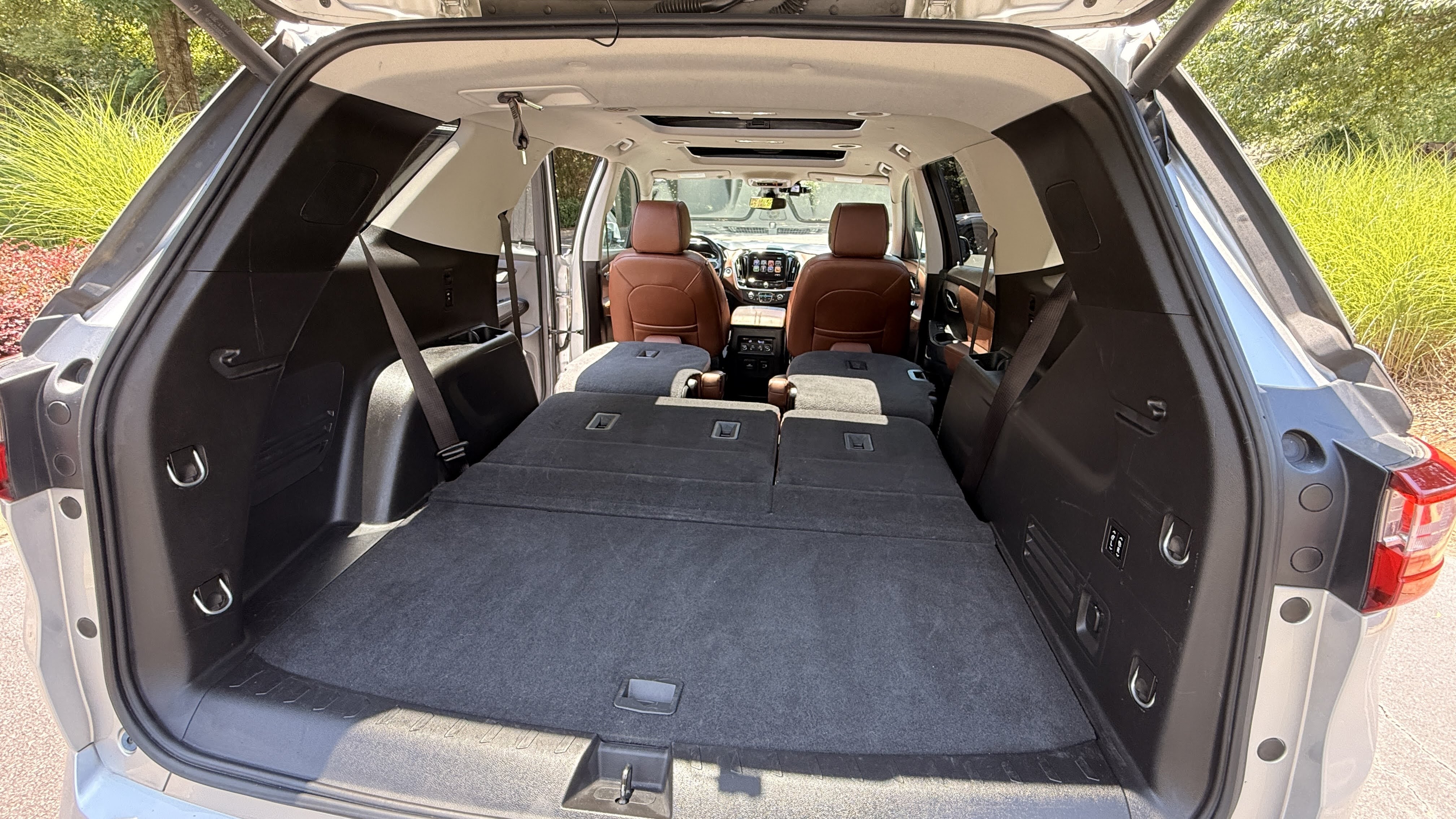 Used 2018 Chevrolet Traverse High Country AWD/4WD image 14