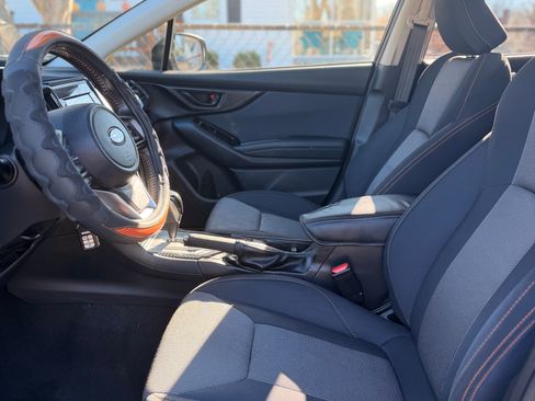 Used 2019 Subaru Crosstrek 2.0i Premium w/ Moonroof Package image 11