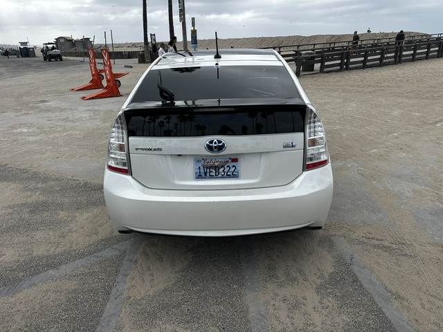 Used 2010 Toyota Prius Five FWD image 4