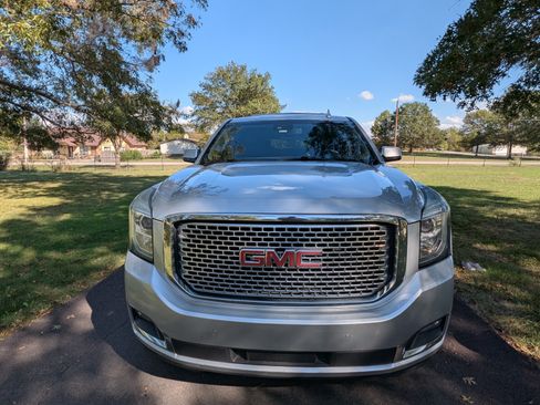 Used 2016 GMC Yukon Denali w/ Open Road Package image 22