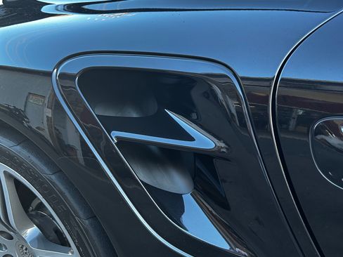 Used 2009 Porsche 911 Turbo image 12