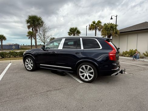 Used 2017 Volvo XC90 T8 Excellence image 6