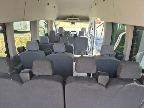 Used 2016 Ford Transit 350 XLT image 8