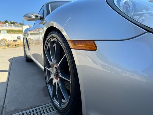 Used 2007 Porsche Cayman S RWD image 2